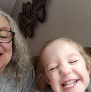 Meet your Posher, Diana